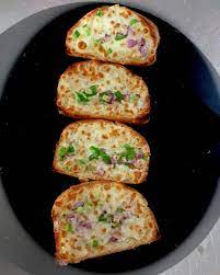 Veggie Garlic Bread