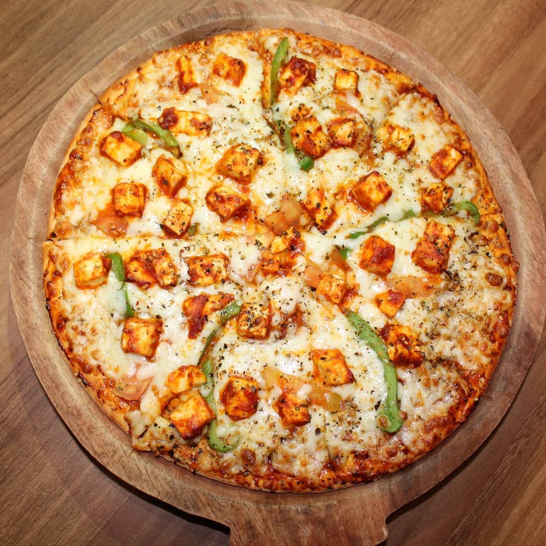 Peri Peri Paneer Pizza